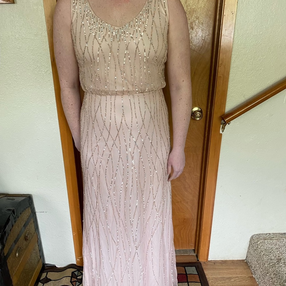 A BEAUTIFUL Sparkle dress for a Wedding or Special Events..